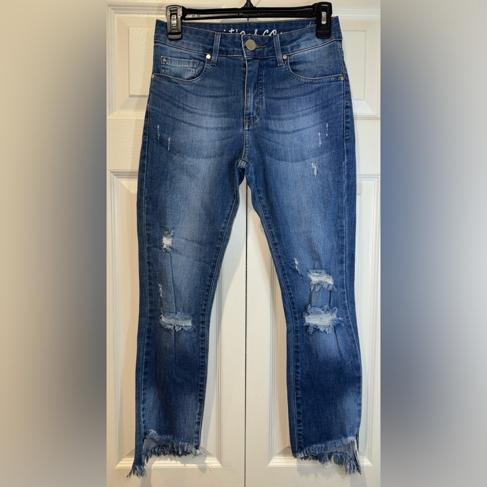 it’s & co. Skinny Cropped Raw-Hem Jeans – Size 34 (BR) / US 2–4